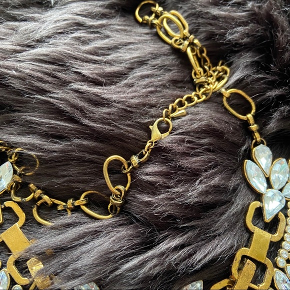 SOLD Beautiful Statement Gold Necklace - Picture 4 of 4